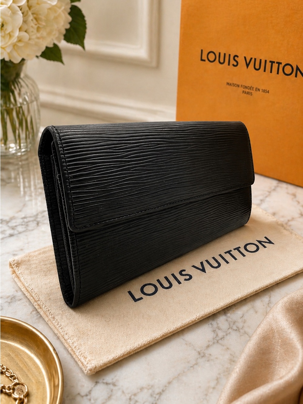 Louis Vuitton Black Epi Porte Tresor International Trifold Wallet